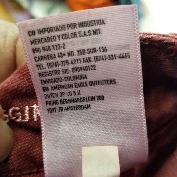 American Eagle jeans maroons 6 crop raw edge - Picture 9 of 13